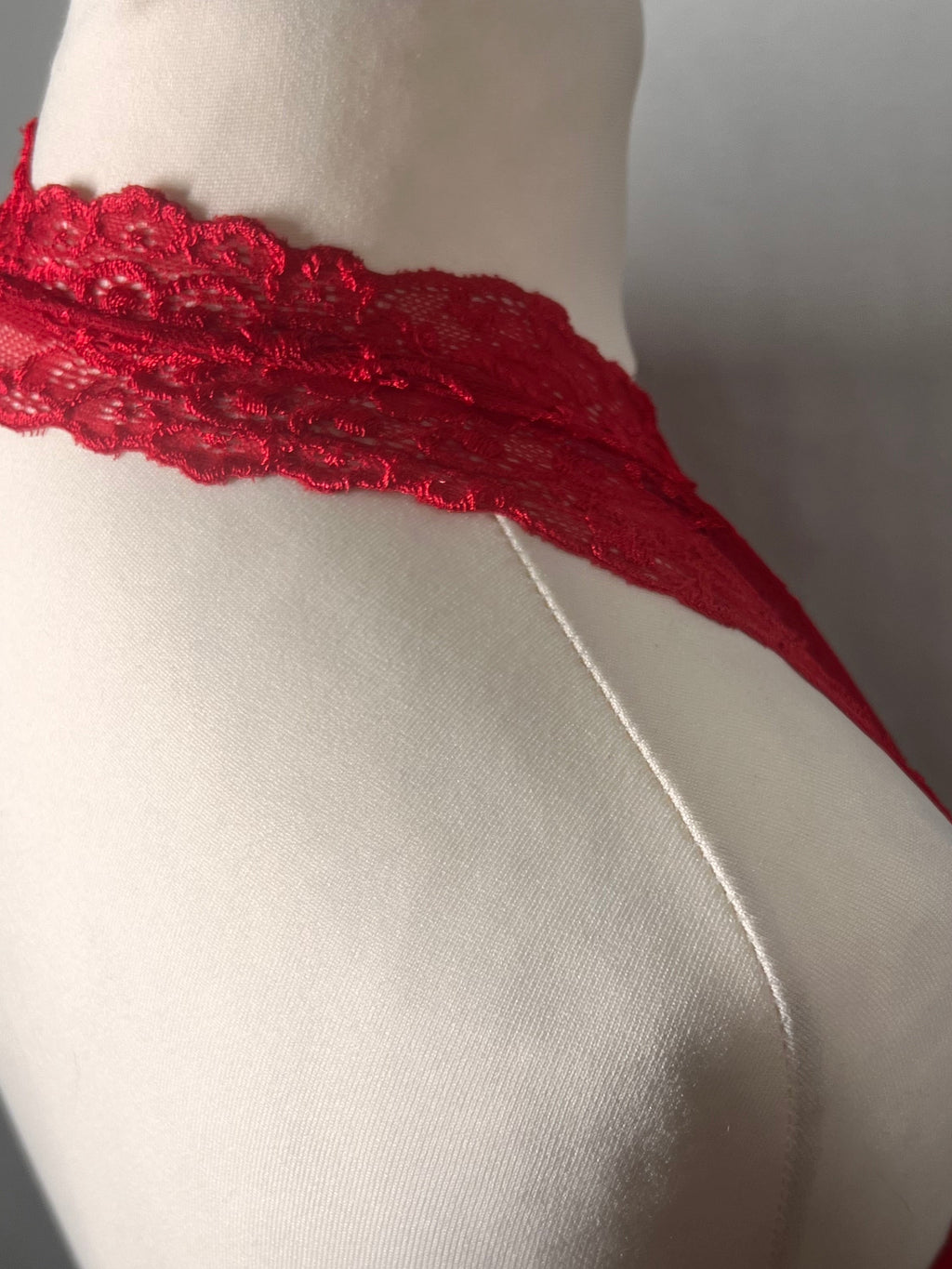 Red Floral Lace Teddy Bodysuit | Suspender Straps | Size 14-16