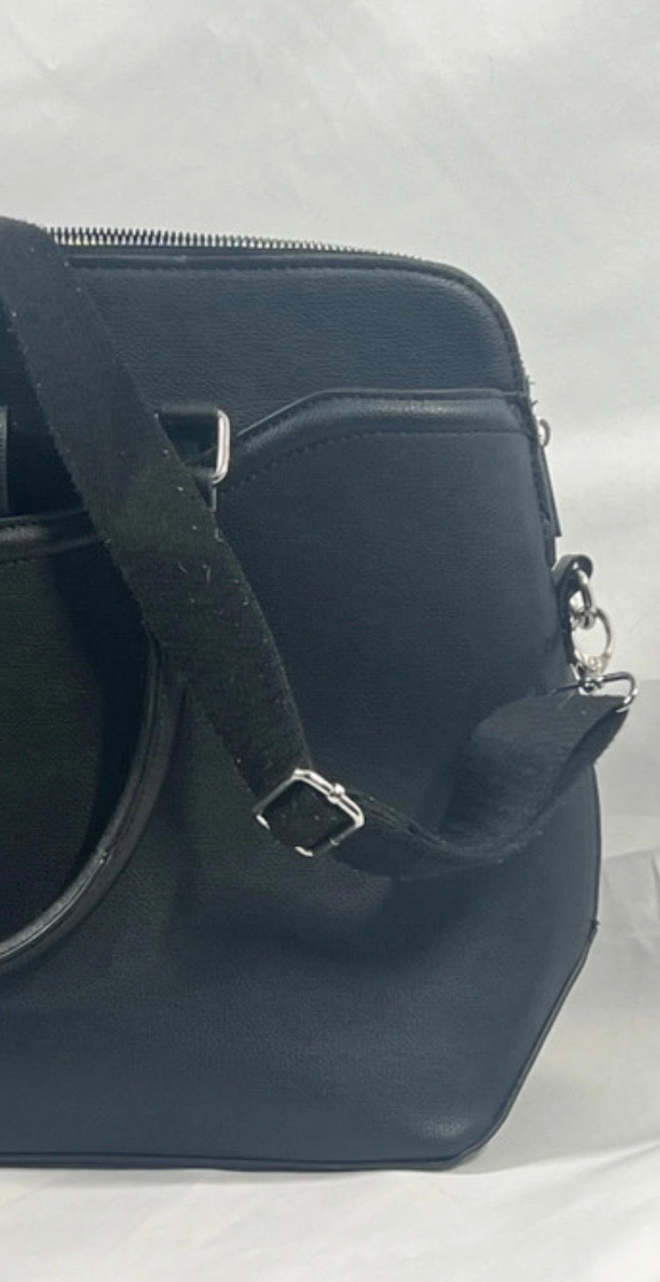 Primark Black Shoulder Bag | Large Handbag |Zip Fastening Everyday