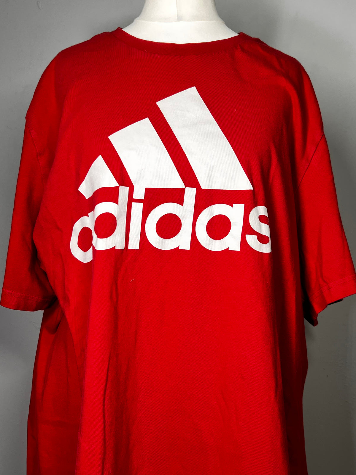 Adidas Red Logo T-Shirt | XL Sports Gym | Casual Tee