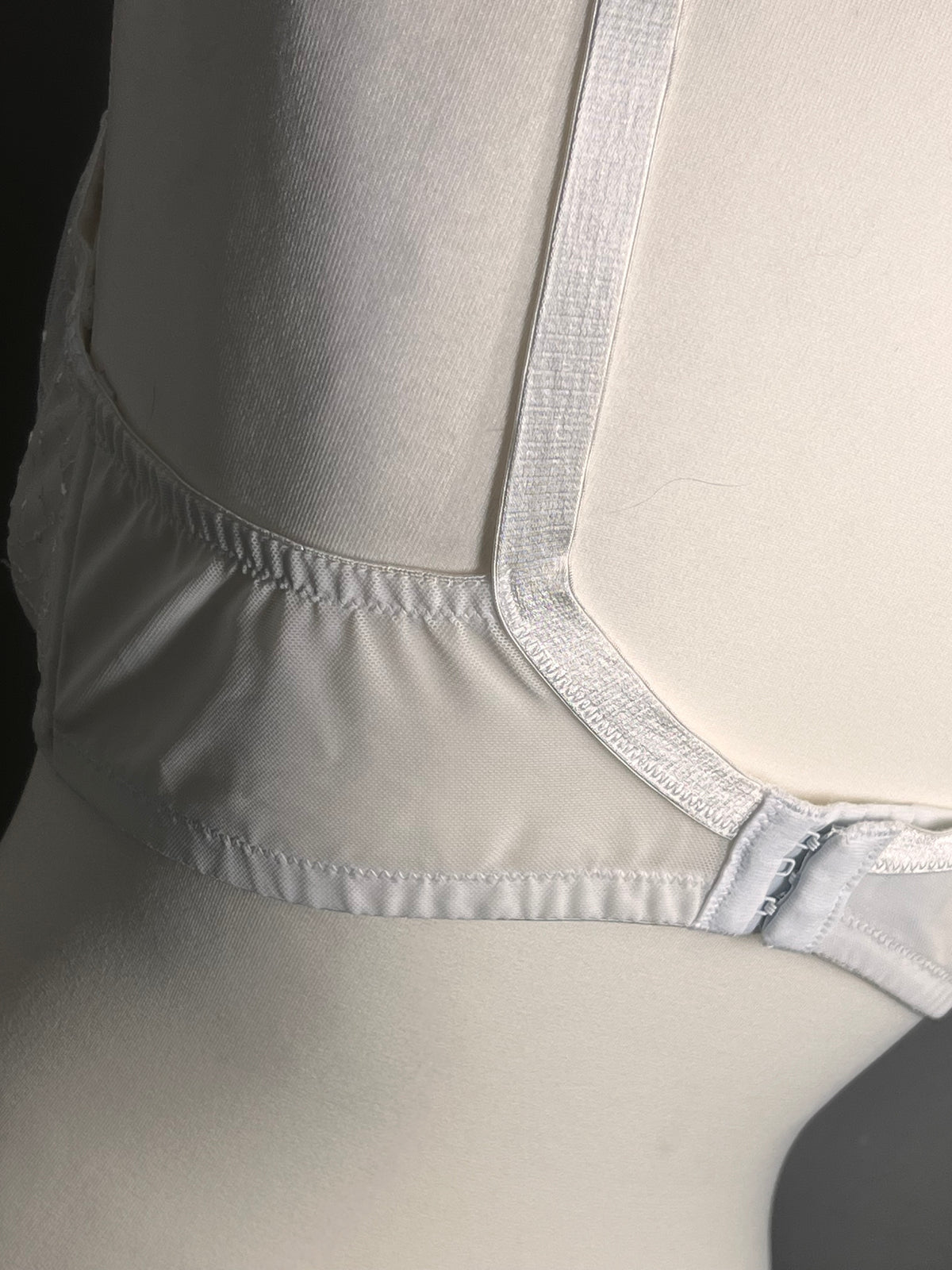 F&F white bra | 36D |sheer detail pre-loved |see-through