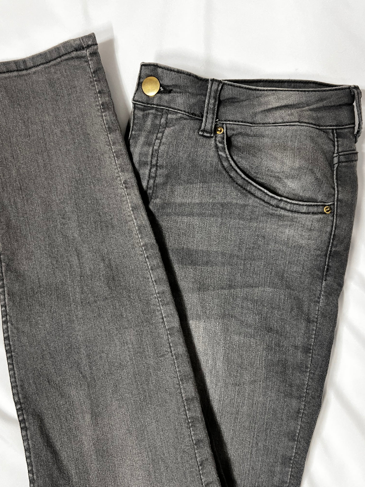 H&M Grey Skinny Jeans|Size 8 Petite |Never Worn